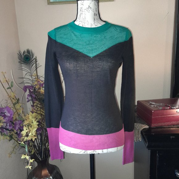 I Heart <3 Ronson Colorblock Mesh Knit Light Sweater - Picture 1 of 11